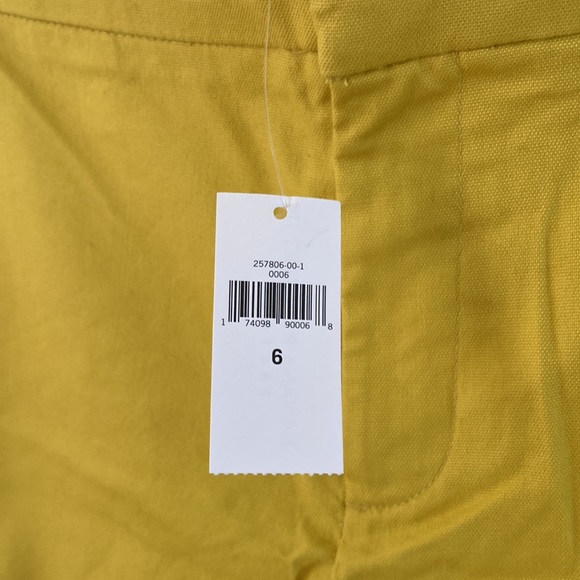 NWT Banana Republic Acid/Mustard Yellow 5” Scalloped Hem Short Size 6 - Picture 2 of 7